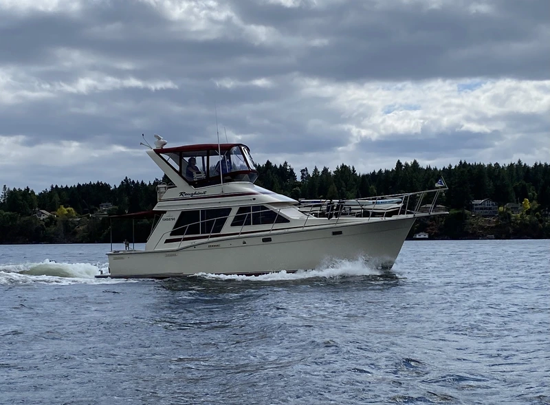 Roughinit 1989 Canadian Tollycraft Tollycruisers